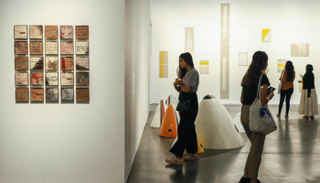 جانب من معرض 