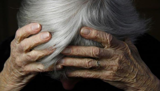 الحياة بأسلوب صحي يبدد أثر الاستعداد الوراثي للإصابة بالخرف - أرشيفية