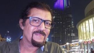 الفنان التشكيلي الهندي إسلام نور