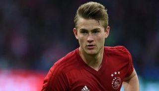 ماتياس دي ليخت 