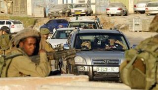 60 مليون ساعة عمل يخسرها الفلسطينيون بالضفة سنويا بسبب حواجز إسرائيل