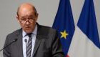 باريس: إيران تحتجز باحثة فرنسية بلا سبب