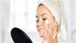 كريمات "BB" أو "CC" تعمل على ترطيب البشرة