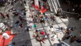 العصيان المدني سلاح نشطاء البيئة ضد الحكومة البريطانية