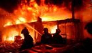 حريق غابات يجلي 10 آلاف زائر من جزيرة كرواتية