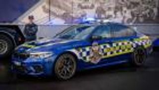 بي إم دبليو M5.. أسرع سيارة شرطة في تاريخ أستراليا