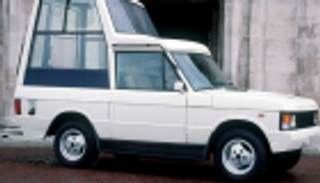 مرسيدس تتربع على عرش السيارات الباباوية في نصف قرن