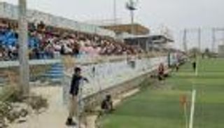 كرة القدم بتعز اليمنية.. طاقة أمل تكسر وطأة حصار الحوثي