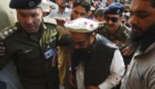 ترامب يشيد باعتقال باكستان العقل المدبر لهجوم بومباي