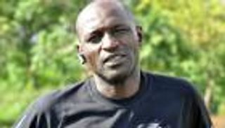 نجم نيجيريا السابق يوجه نصيحة للاعبي بلاده قبل مواجهة تونس