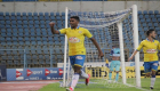 الزمالك يحصل على توقيع بامبو لاعب الإسماعيلي