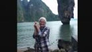 جدة "أسطورية" تجوب العالم في الـ90 من عمرها