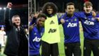 استنساخ جيل التسعينات.. سولسكاير يعد بتوهج شباب مانشستر يونايتد