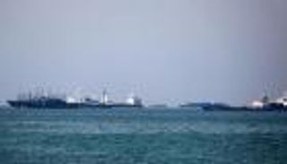 بريطانيا تدرس فرض عقوبات على إيران