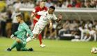 رودريجو سعيد بزيارة الشباك في مباراته الأولى مع ريال مدريد