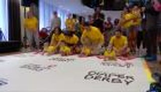 سباق الحفاضات في نيويورك.. أبطأ دقيقتين بعالم الرياضة