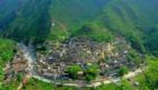 إنفوجراف.. 10 قرى تجذب السياح إلى الصين