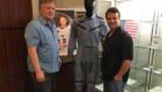 نجلا أول إنسان على القمر يكشفان أسرار حياته الشخصية