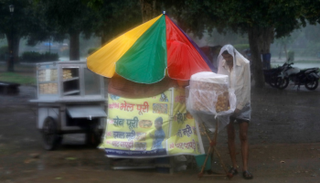 الحكومة تصرف تعويضا قيمته 400 ألف روبية لأسر الضحايا