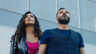 مشهد من مسلسل "دولار"