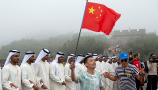 مجموعة من العروض الثقافية والفنية والتراثية الإماراتية في بكين