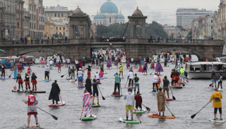 المئات شاركوا في مهرجان فونتانكا بروسيا