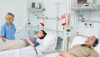 استخدام الموسيقى كبديل عن المهدئات في العمليات الجراحية