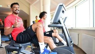 محمد أحمد لاعب العين الإماراتي