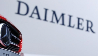 دايملر الألمانية لصناعة السيارات والشاحنات - أرشيفية