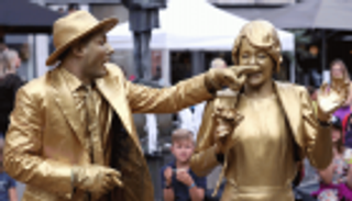 مهرجان التماثيل الحية ببلجيكا.. 100 فنان و50 ألف متفرج