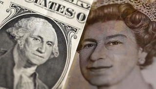 الإسترليني يتراجع أمام الدولار