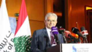 مسؤول مصرفي لبناني: 3 مليارات دولار تراجعا في ودائع البنوك خلال 5 أشهر