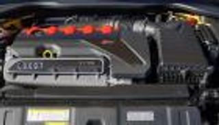 أودي تغرد منفردة.. "حديث الانبعاثات" يربك حسابات عمالقة السيارات  