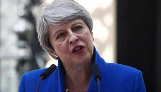 رئيسة الوزراء البريطانية السابقة تيريزا ماي