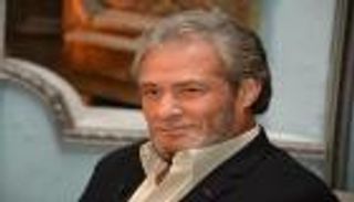 5 أعمال فنية صنعت نجومية فاروق الفيشاوي