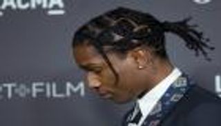 السويد تحاكم مغنيا دافع عنه ترامب