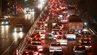 السيارات في شوارع طهران - أرشيفية