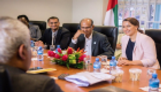 الإمارات تبحث إنشاء ممرات لتجارة الغذاء مع دول الكاريبي