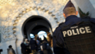 تحقيقات ألمانية: نازيون وراء تهديد بتفجير مسجدي ميونيخ