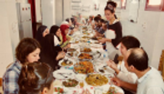 "مطبخ دوار".. طعام بنكهات سورية وسودانية لسكان القاهرة