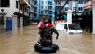 الفيضانات تودي بحياة أكثر من 100 شخص في بنجلاديش