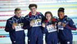 رقم قياسي جديد تسجله الولايات المتحدة في بطولة العالم للسباحة