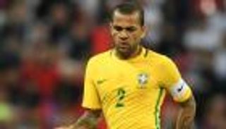 "أنستقرام" وسيلة ألفيس للبحث عن ناد جديد