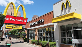 أحد فروع ماكدونالدز في الولايات المتحدة