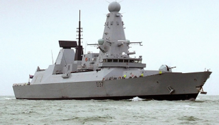 المدمرة "إتش إم إس دنكان" تصل إلى الخليج