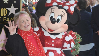  روسي تايلور وميني ماوس