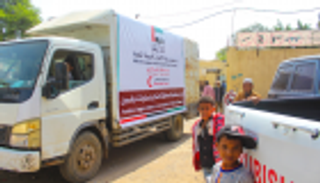 قوافل إغاثية وأدوية من الإمارات إلى الضالع اليمنية