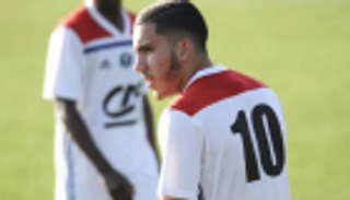 ليون الفرنسي يتخذ قرارا جديدا بخصوص الجزائري ريان شرقي