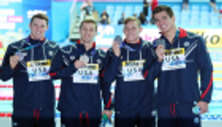 رقم قياسي لأمريكا في سباق تتابع للسيدات ببطولة العالم للسباحة