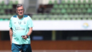 إيفانكوفيتش يفرض السرية على مران الأهلي قبل صدام الهلال بأبطال آسيا